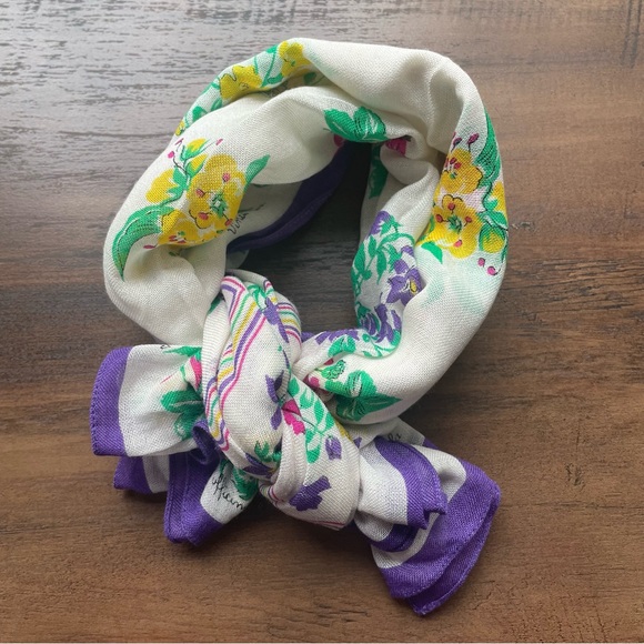 Accessories - Vintage Floral Botanical Scarf